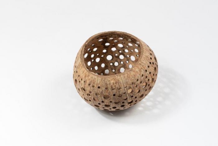 Coconut tea light holder - natural